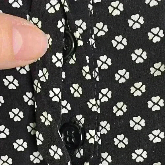 Ann Taylor Loft Clover Heart Roll-Tab Romper - Picture 8 of 12